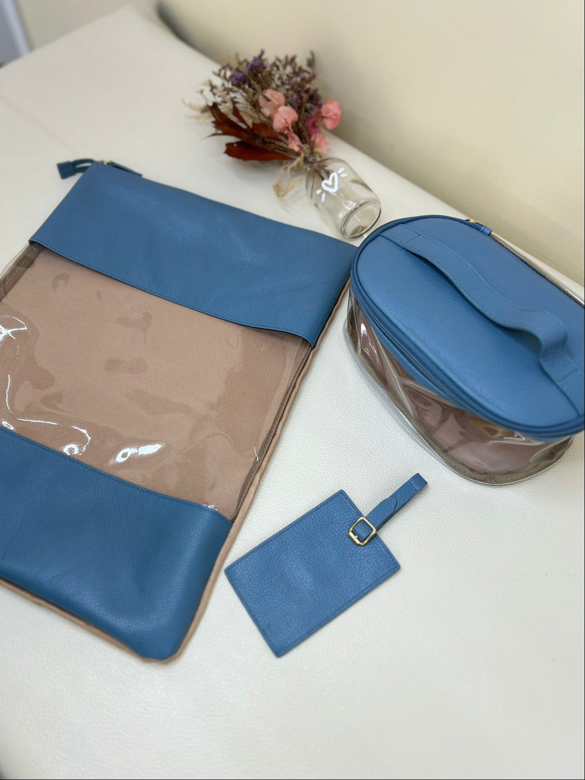 KIT TRAVEL 02